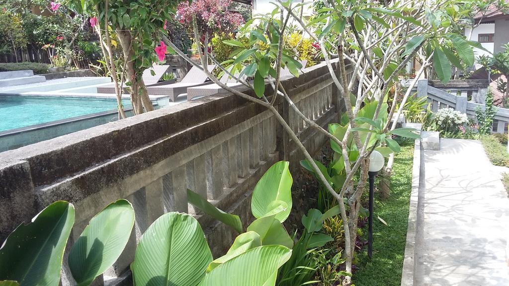 Kartika Bungalows Ubud  Exterior photo