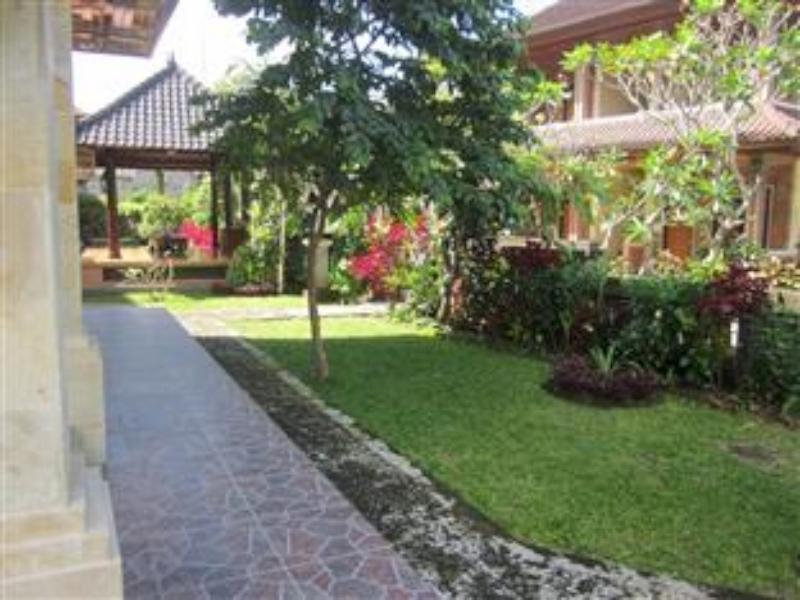 Kartika Bungalows Ubud  Exterior photo