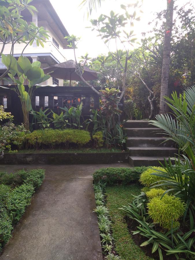 Kartika Bungalows Ubud  Exterior photo